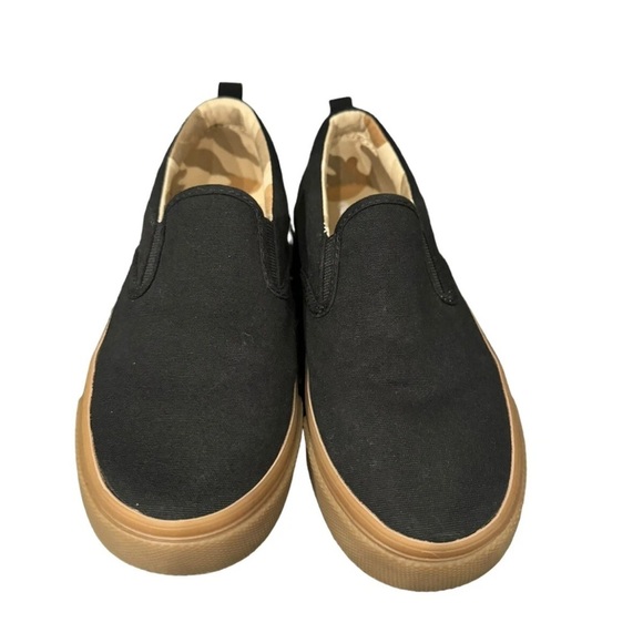Old Navy Black Slip-On Canvas Shoes Size 6 - Picture 1 of 6